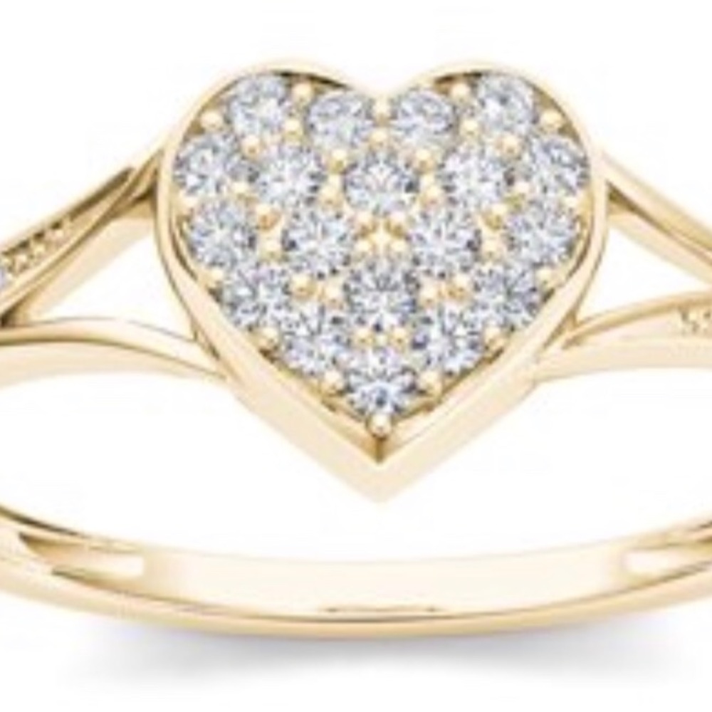 10k Gold Diamond Heart Ring